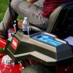 Toro 42" 60V eTimeCutter eMR4275 Battery Powered Zero-Turn Mower