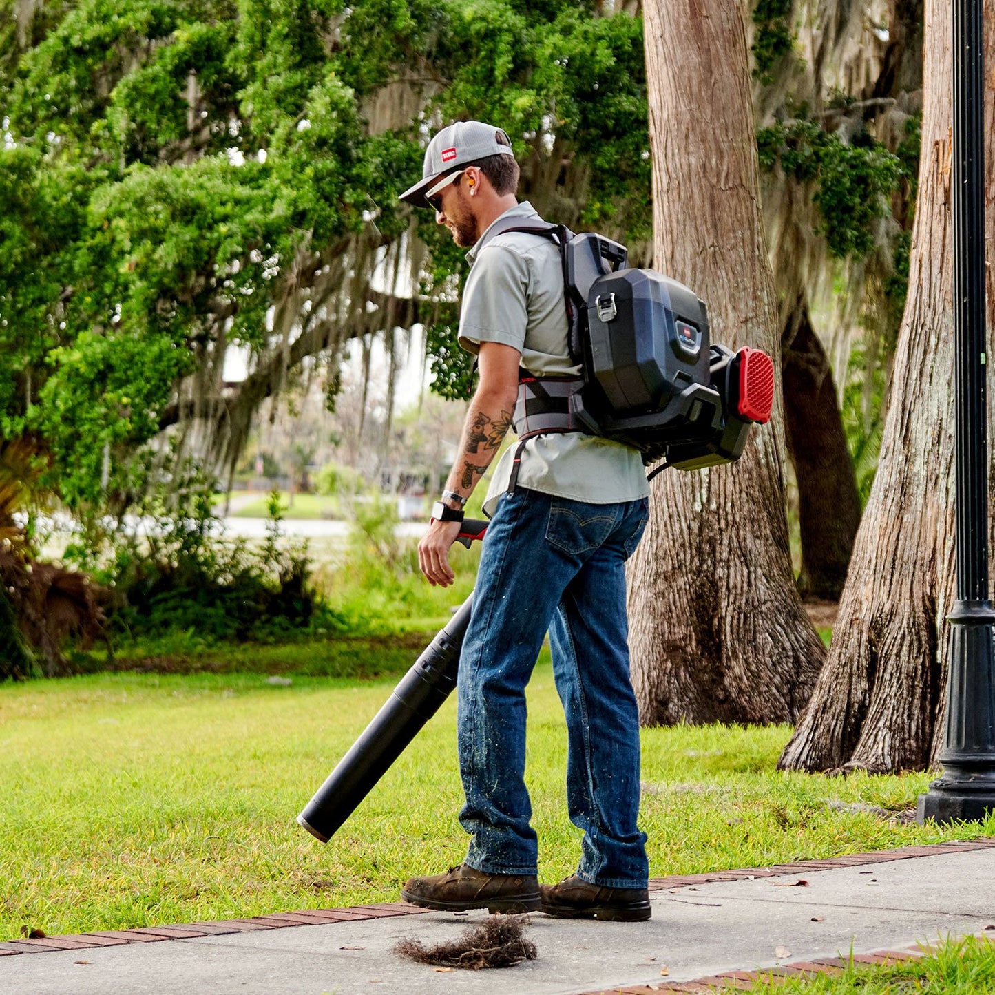60V MAX Revolution Backpack and Leaf Blower Canon