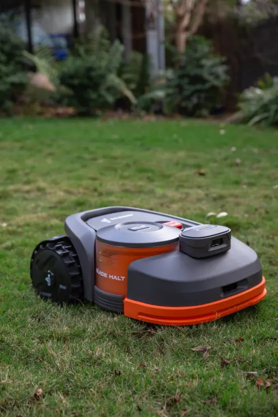 Navimow H3000A-VF Robot Mower, 3000m2, 10.4Ah