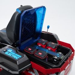 42" (107 cm) 60V eTimeCutter™ eMR4275 Battery Powered Ride-On Mower