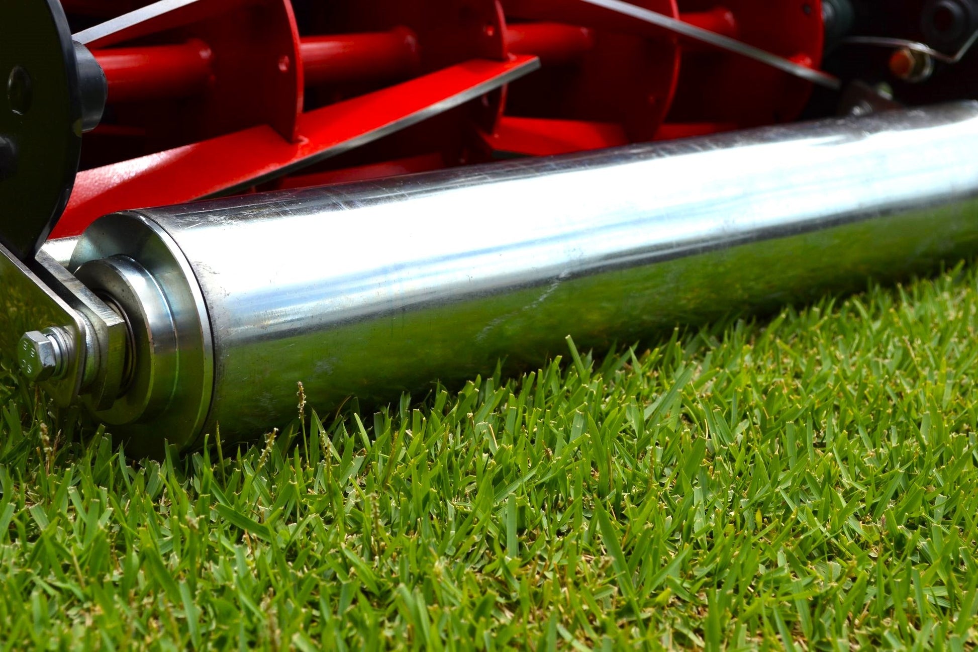 17" 6 Blade Rolux Cylinder Mower