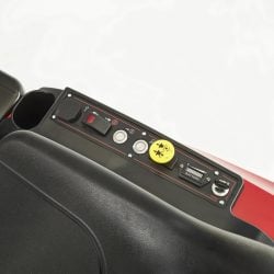 30" (76.2 cm) Stand-On Aerator